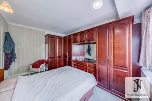 Photo 21- click for photo gallery